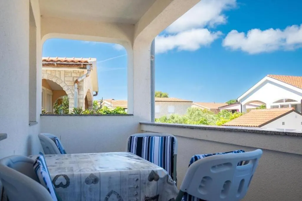 Apartments Gavro Vir Croatia