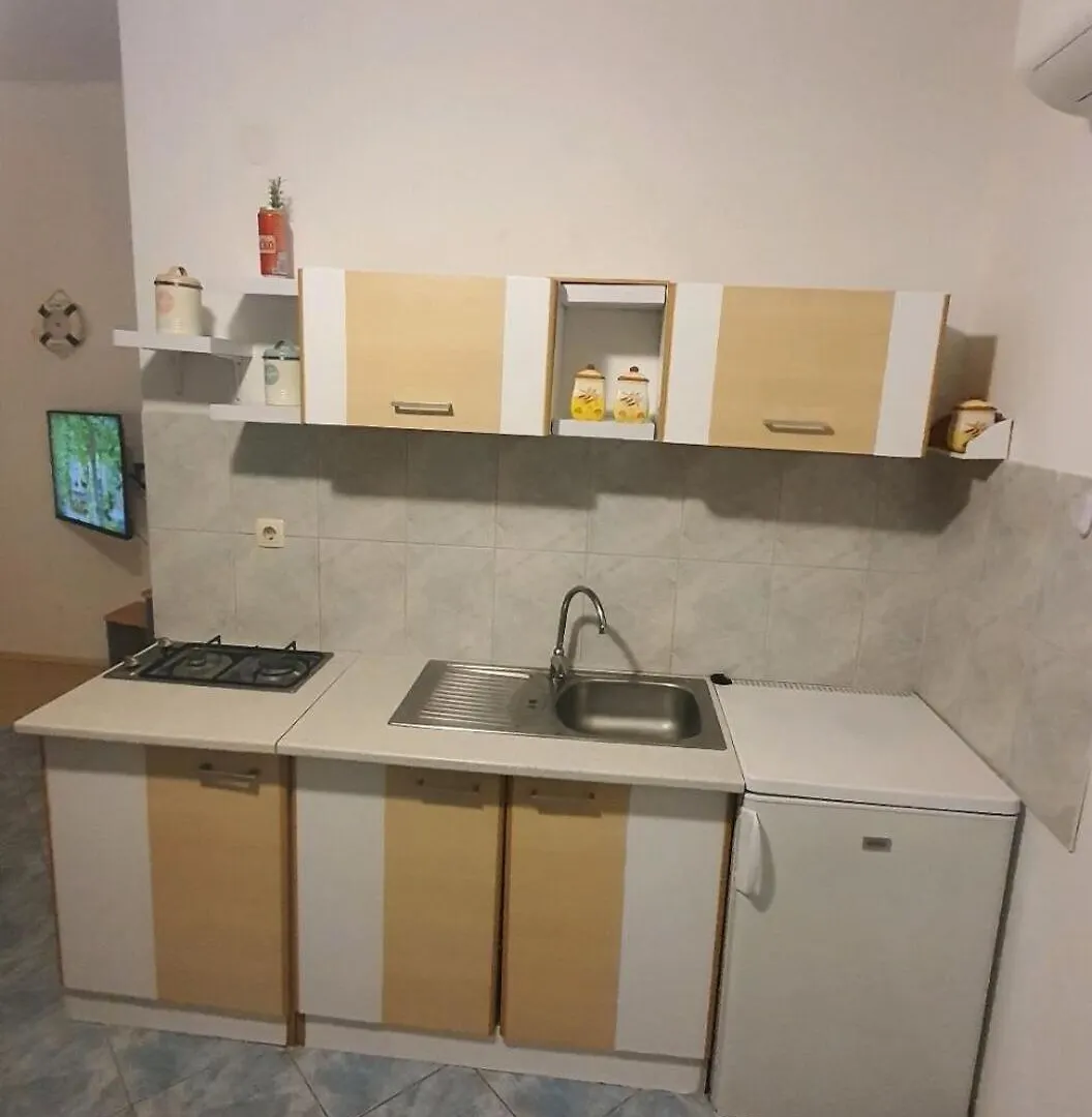 Apartments Gavro Vir 0*,  Croatia